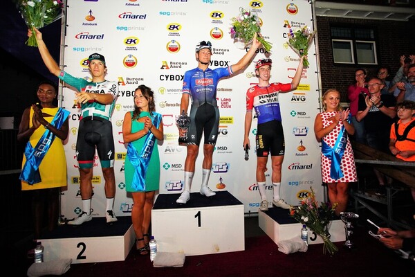 Van der Poel wint eerste editie Daags na de Tour sinds 2019