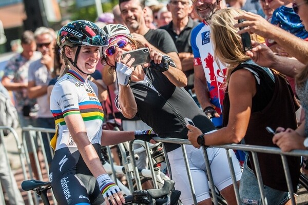 Boxmeer bijt spits af in VOW Vrouwen Criteriumklassement 