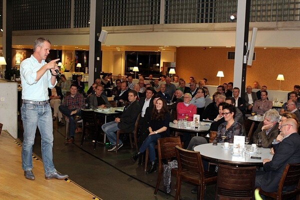 Erik Hulzebosch tijdens de sponsoravond Daags na de Tour 2014