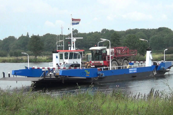 Parkeerkelder langer open en Pont vaart langer